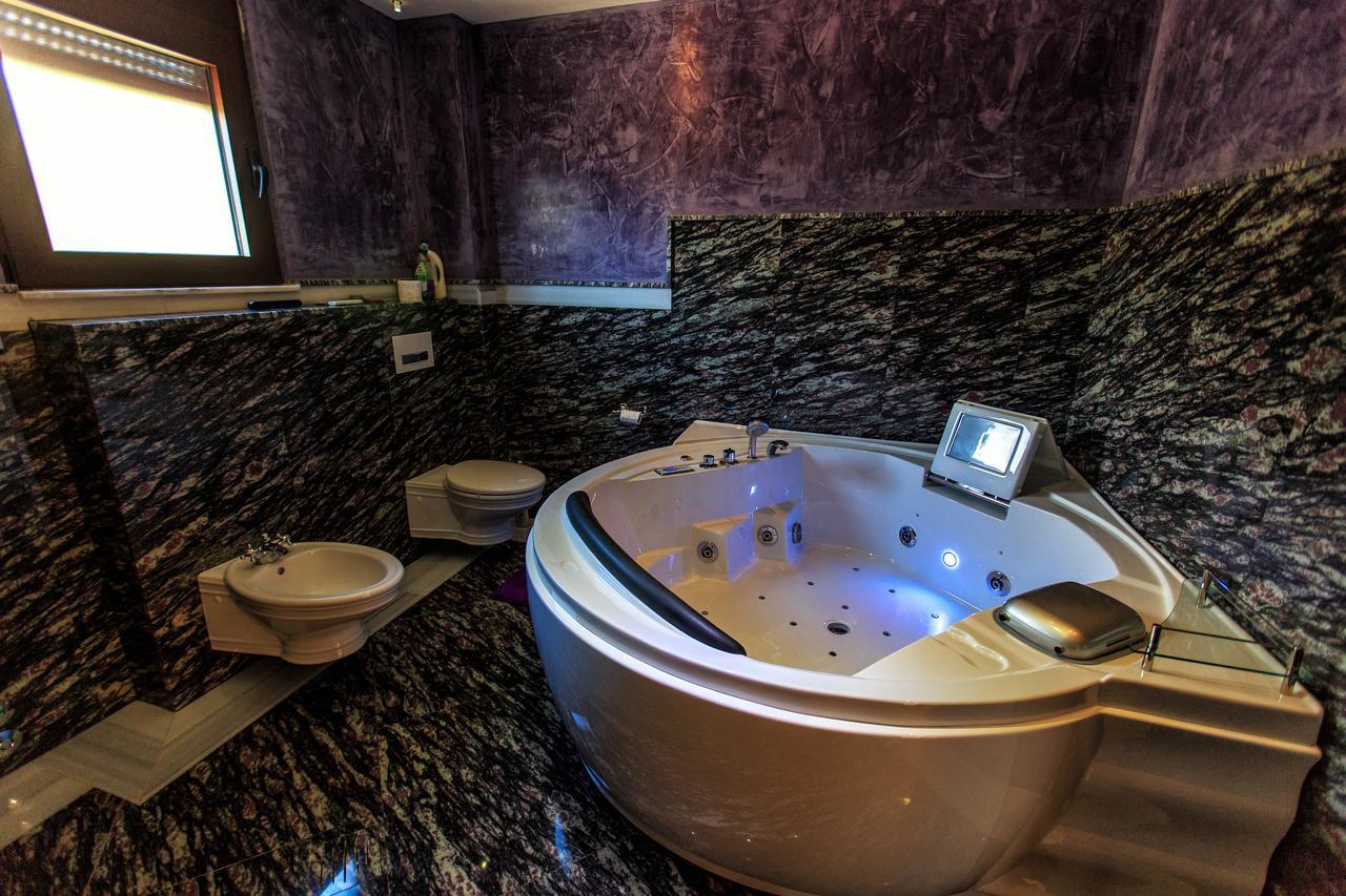Compass Aparthotel Dobra Voda Exterior photo