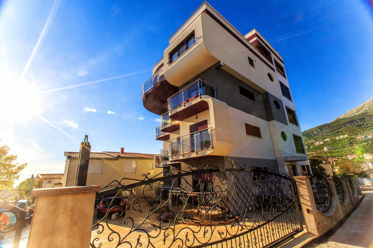 Compass Aparthotel Dobra Voda Exterior photo