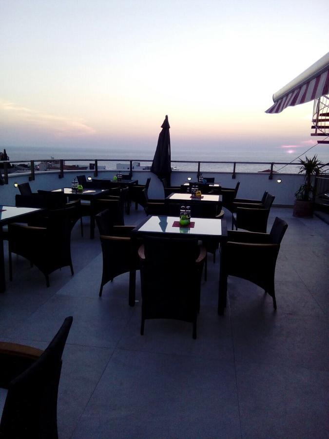 Compass Aparthotel Dobra Voda Exterior photo